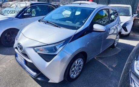 TOYOTA AYGO 1.0 BENZINA X 5 PORTE