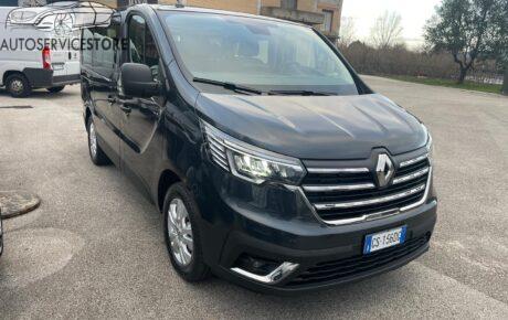 RENAULT TRAFIC PASSENGER 9 POSTI